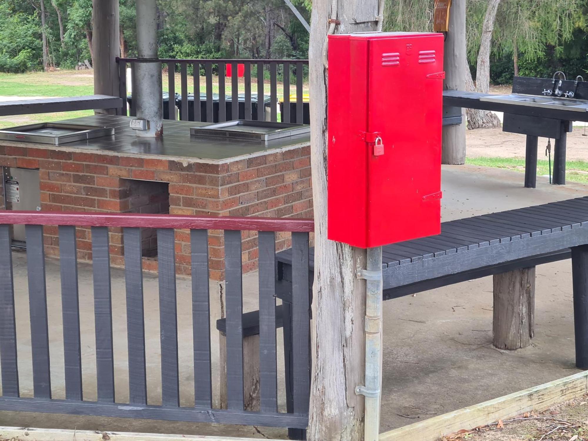 Mallacoota'S Shady Gully Caravan Park Exterior photo