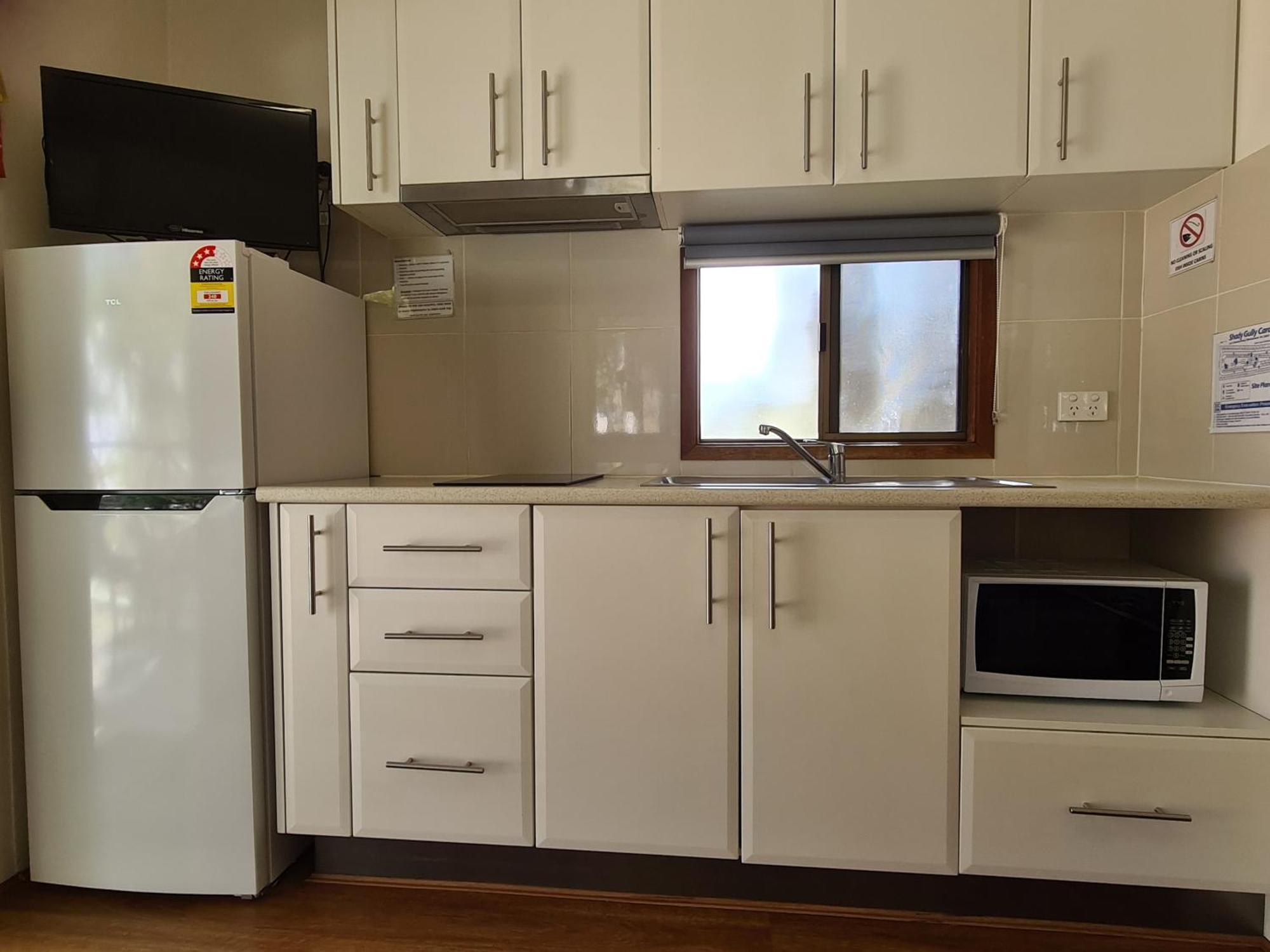 Mallacoota'S Shady Gully Caravan Park Exterior photo