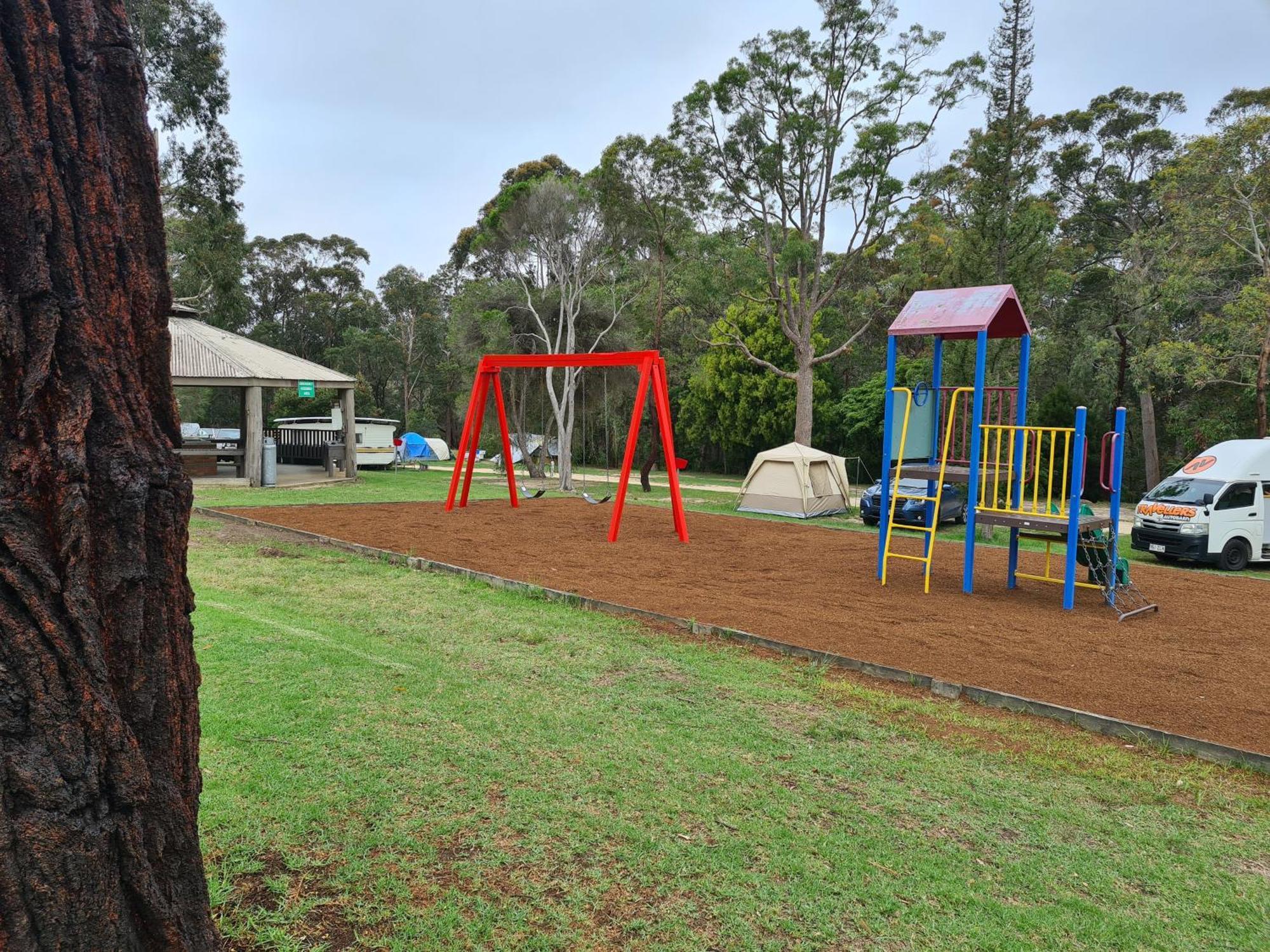 Mallacoota'S Shady Gully Caravan Park Exterior photo
