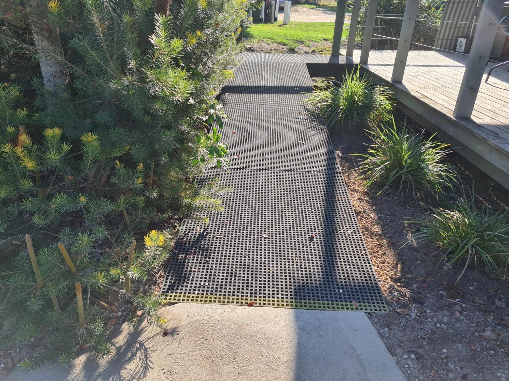Mallacoota'S Shady Gully Caravan Park Exterior photo