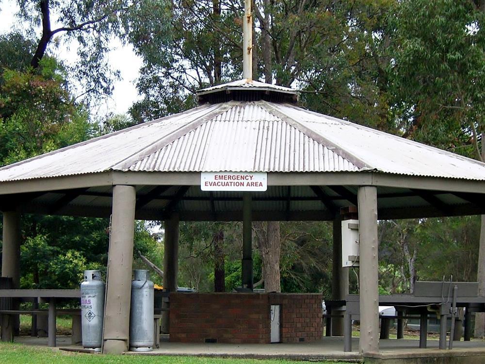 Mallacoota'S Shady Gully Caravan Park Exterior photo